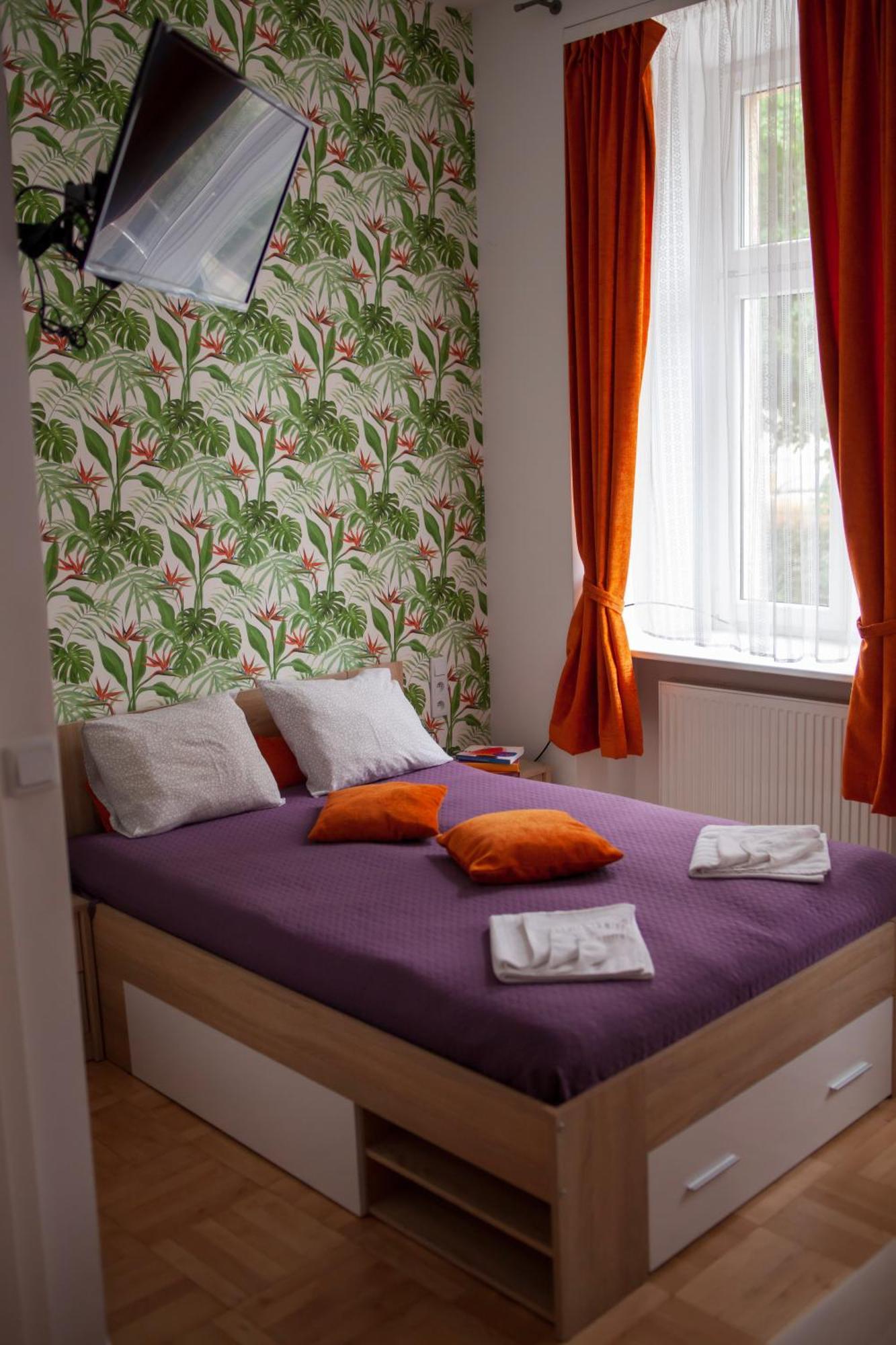 Lukas Guest Rooms Cracóvia Exterior foto