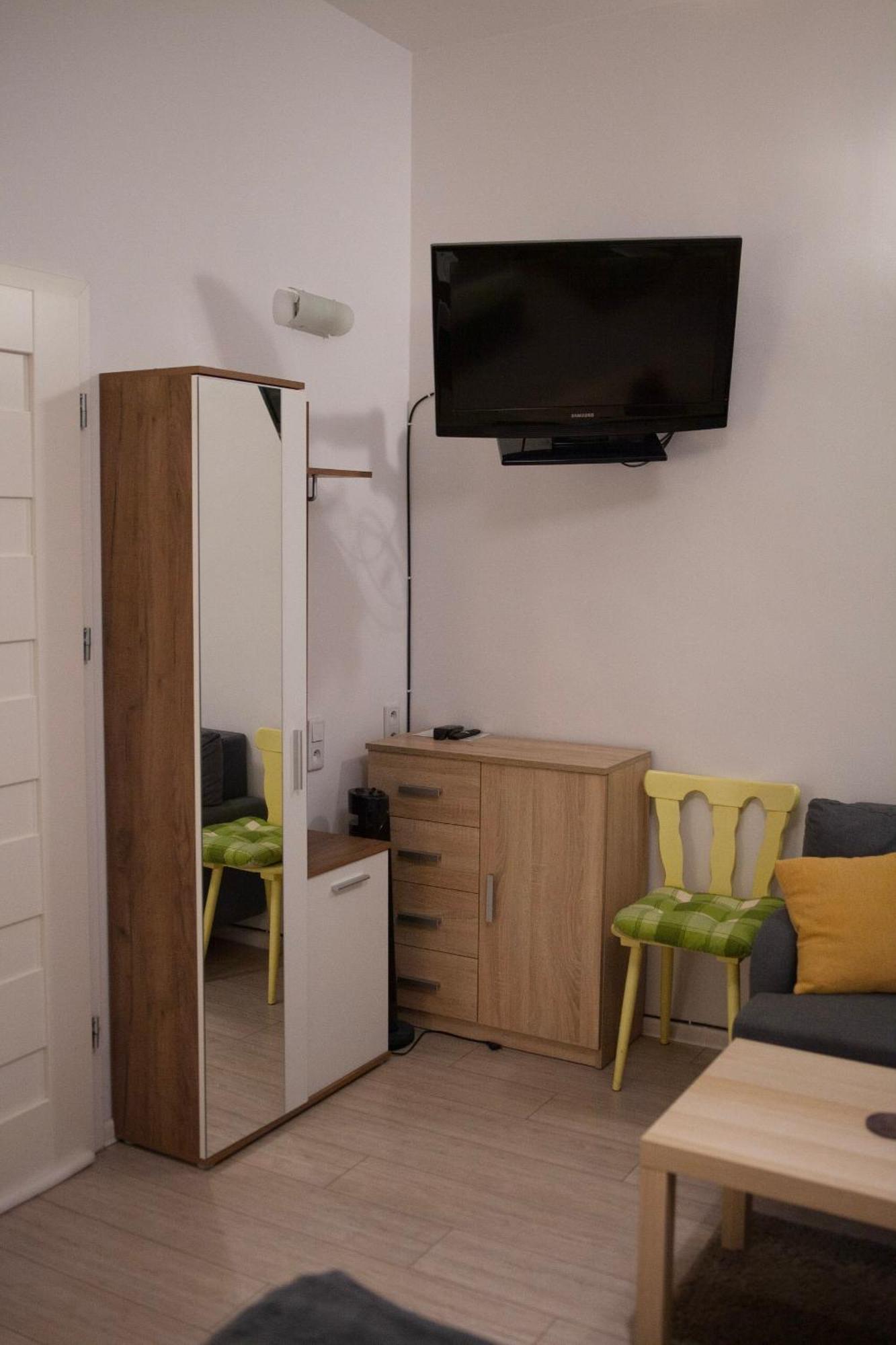 Lukas Guest Rooms Cracóvia Exterior foto